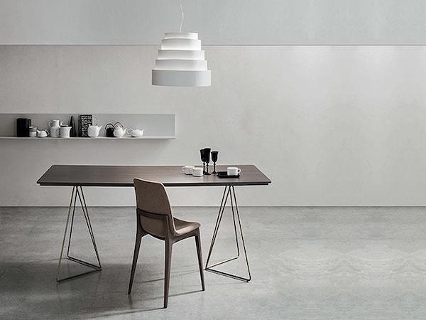 Triade dining table from Maronese ACF